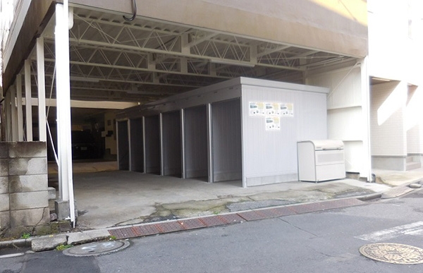 スペースプラスバイクコンテナ町屋