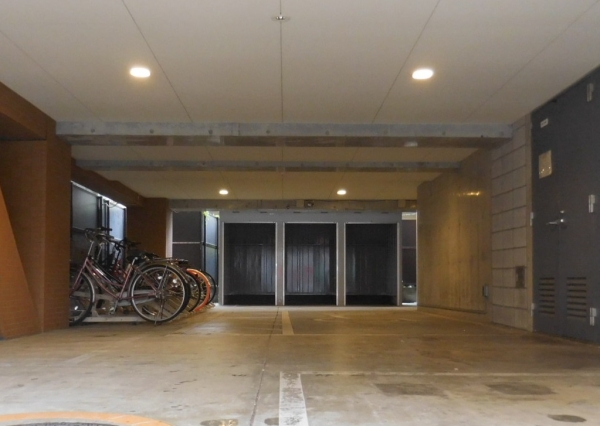 スペースプラスバイクコンテナ板橋本町